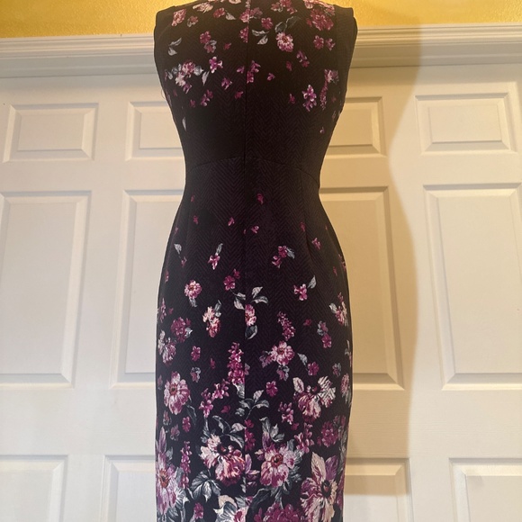 Dress - Picture 10 of 12